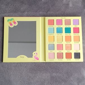 Violet Voss Flamingo palette